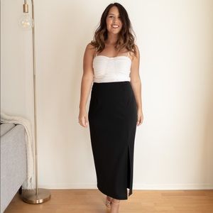 Vintage black pencil skirt with slit